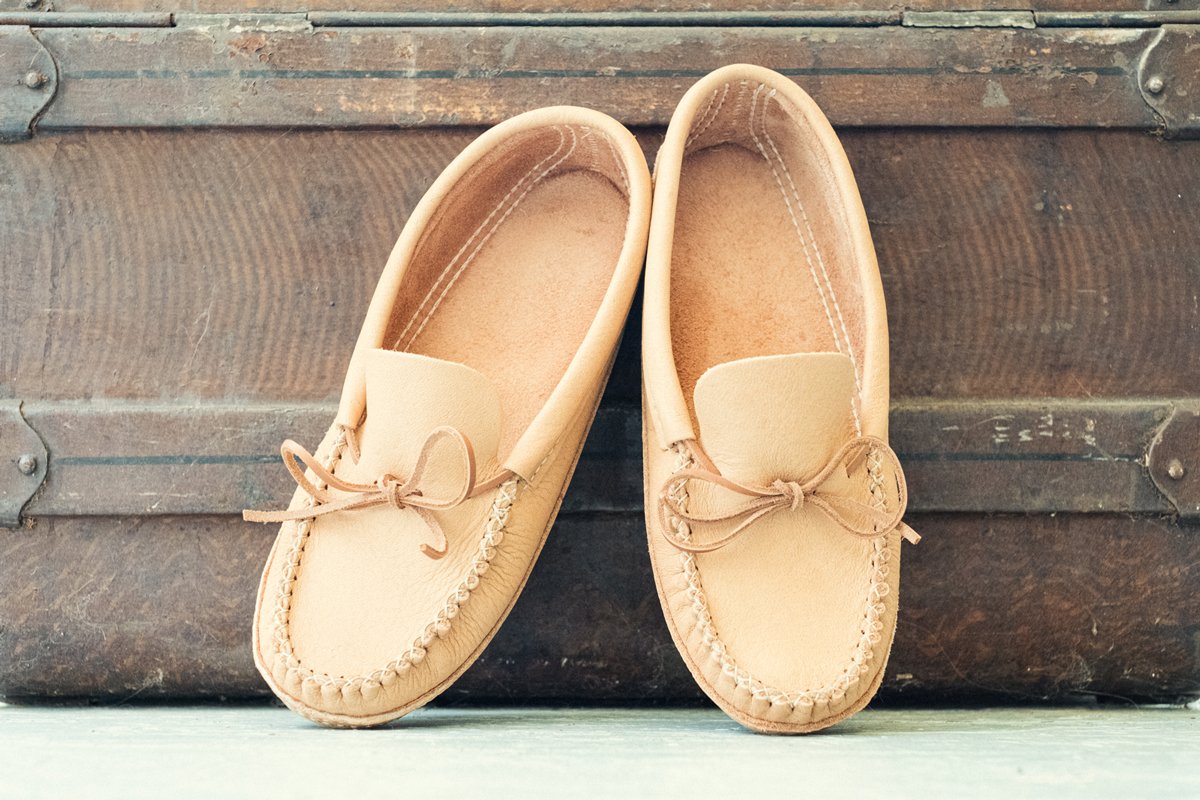 backless moccasins