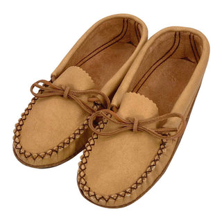 Women's Earthing Moccasins Moose Hide