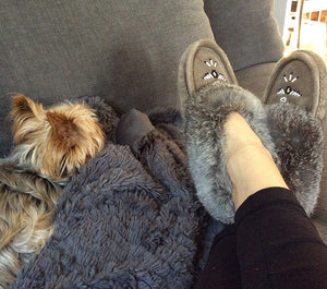 Women's Rabbit Fur Thunderbird Beaded Moccasins
