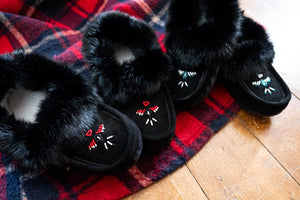 Men's Rabbit Fur Thunderbird Beaded Crepe Sole Moccasins
