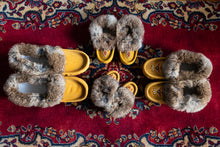 Men's Rabbit Fur Moccasins