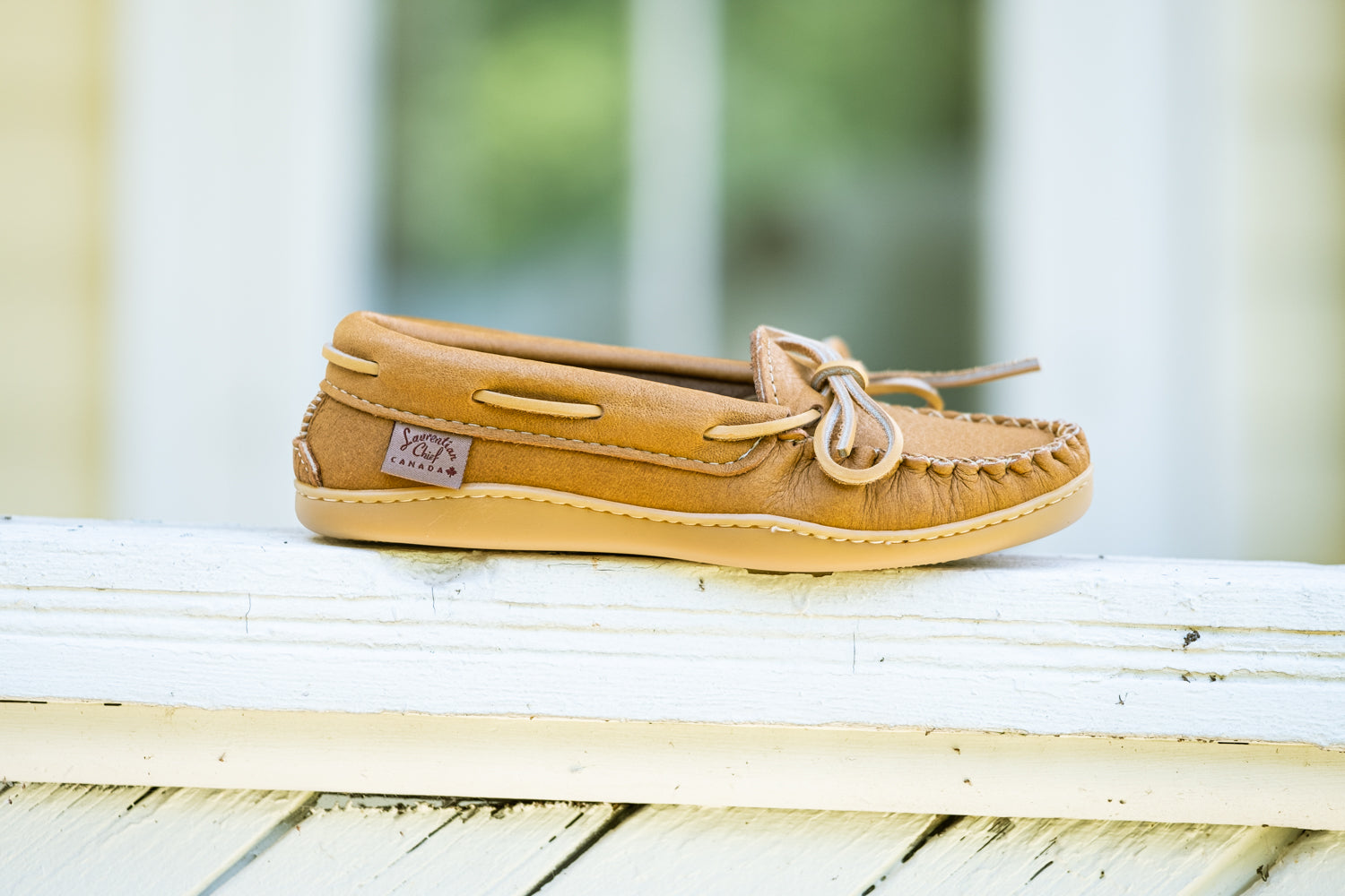 Minnetonka moose best sale moccasins