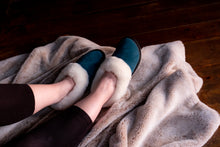 Women's Lazybone Garneau Sheepskin Slippers