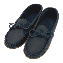 Women's Earthing Moccasins Moose Hide with Heavy Oil Tan Soles